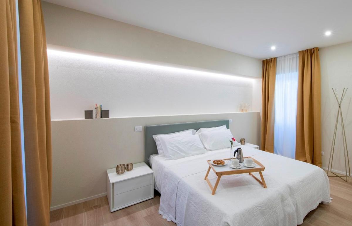 Residence Casa Coppa Appartamento Aster Оменья Экстерьер фото